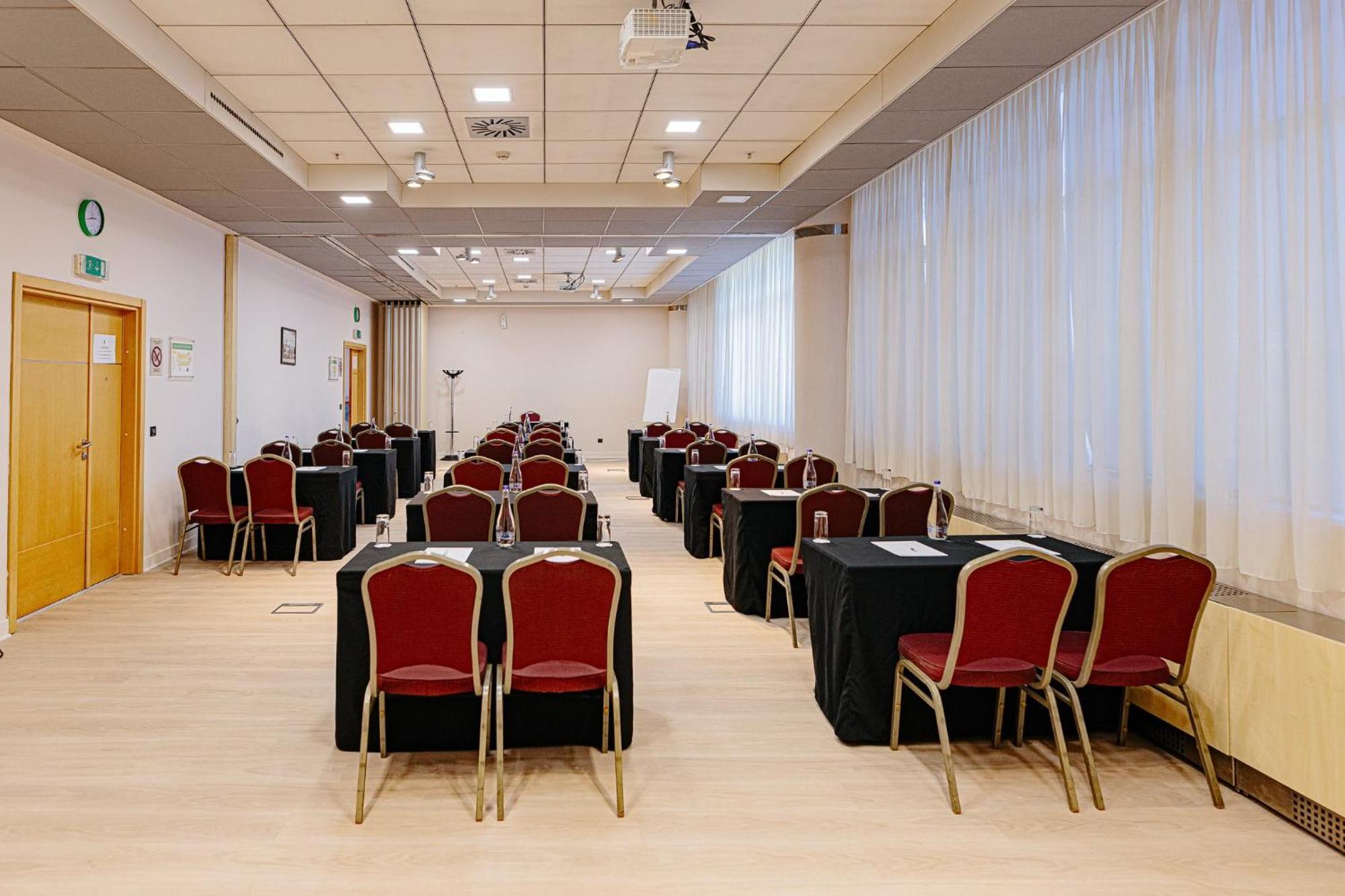 By Ihg Hotel Belgrade