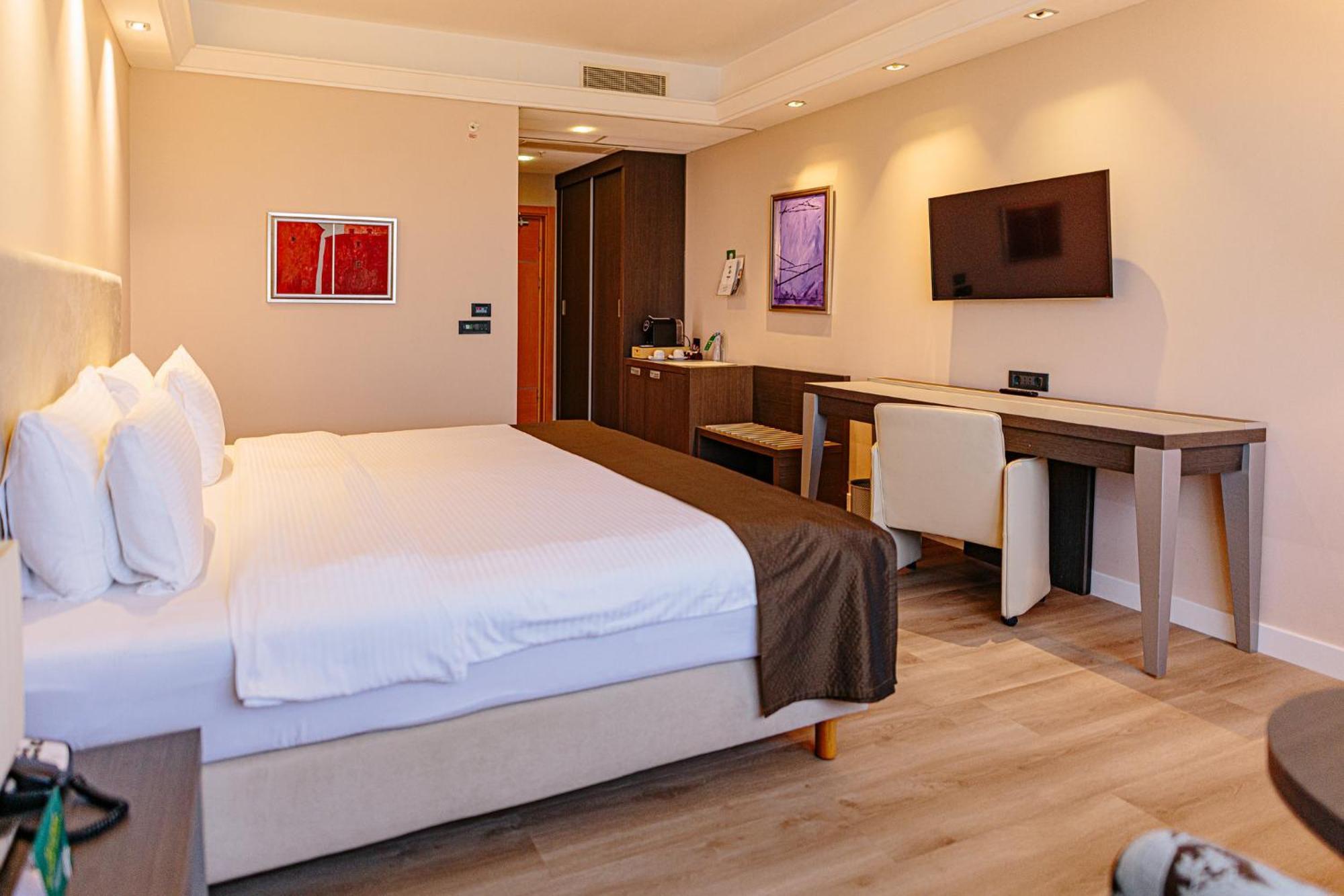 By Ihg Belgrad